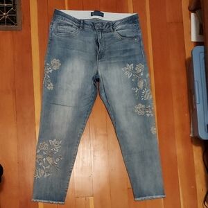 Democracy Light Blue Floral Embroidered Jeans